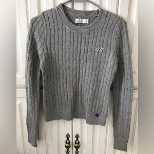 Hollister Gray Cable-Knit Pullover Sweater